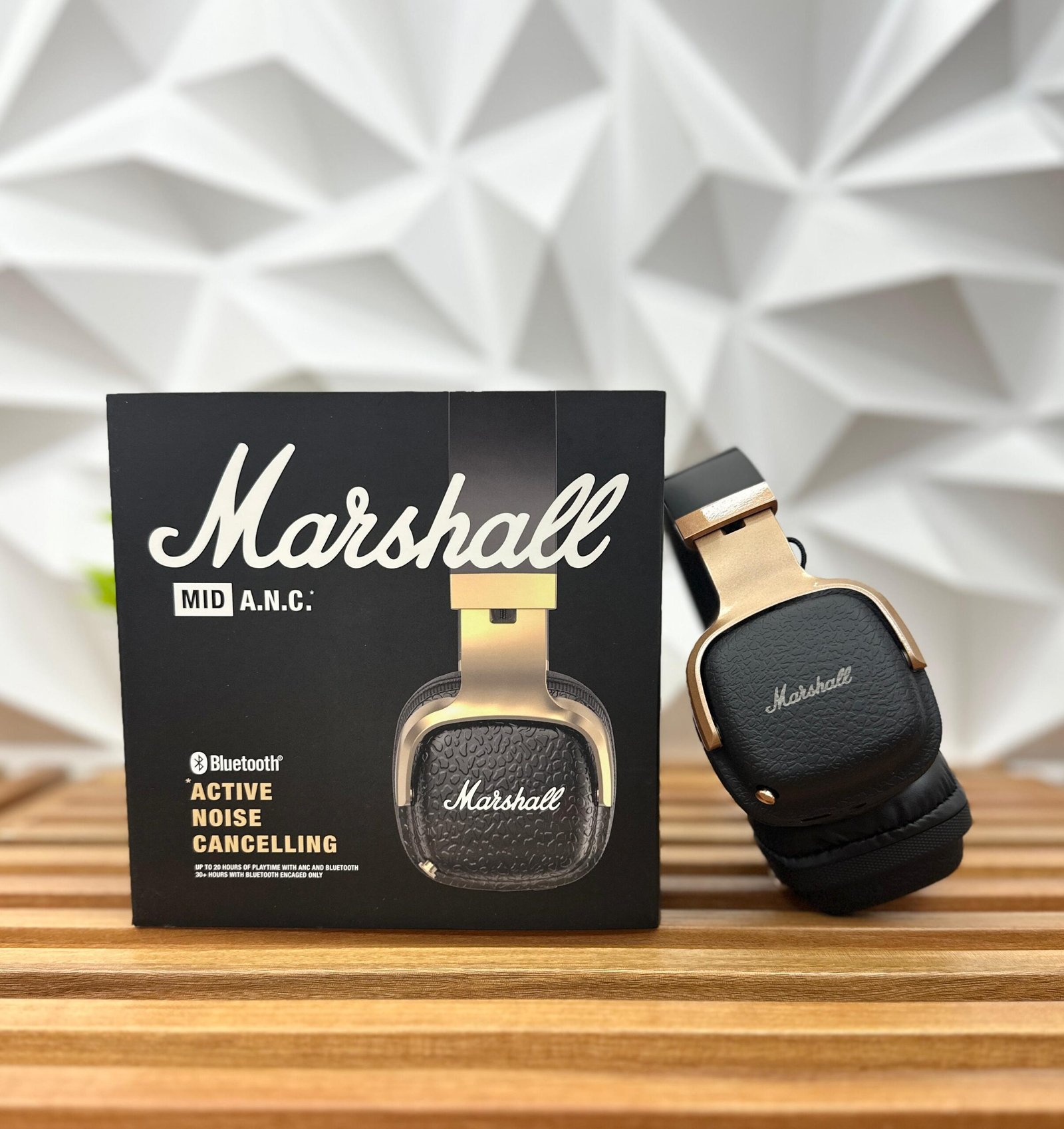 IMG-20250824-WA0008 Marshall Mid Headphone - ANC - Image 4
